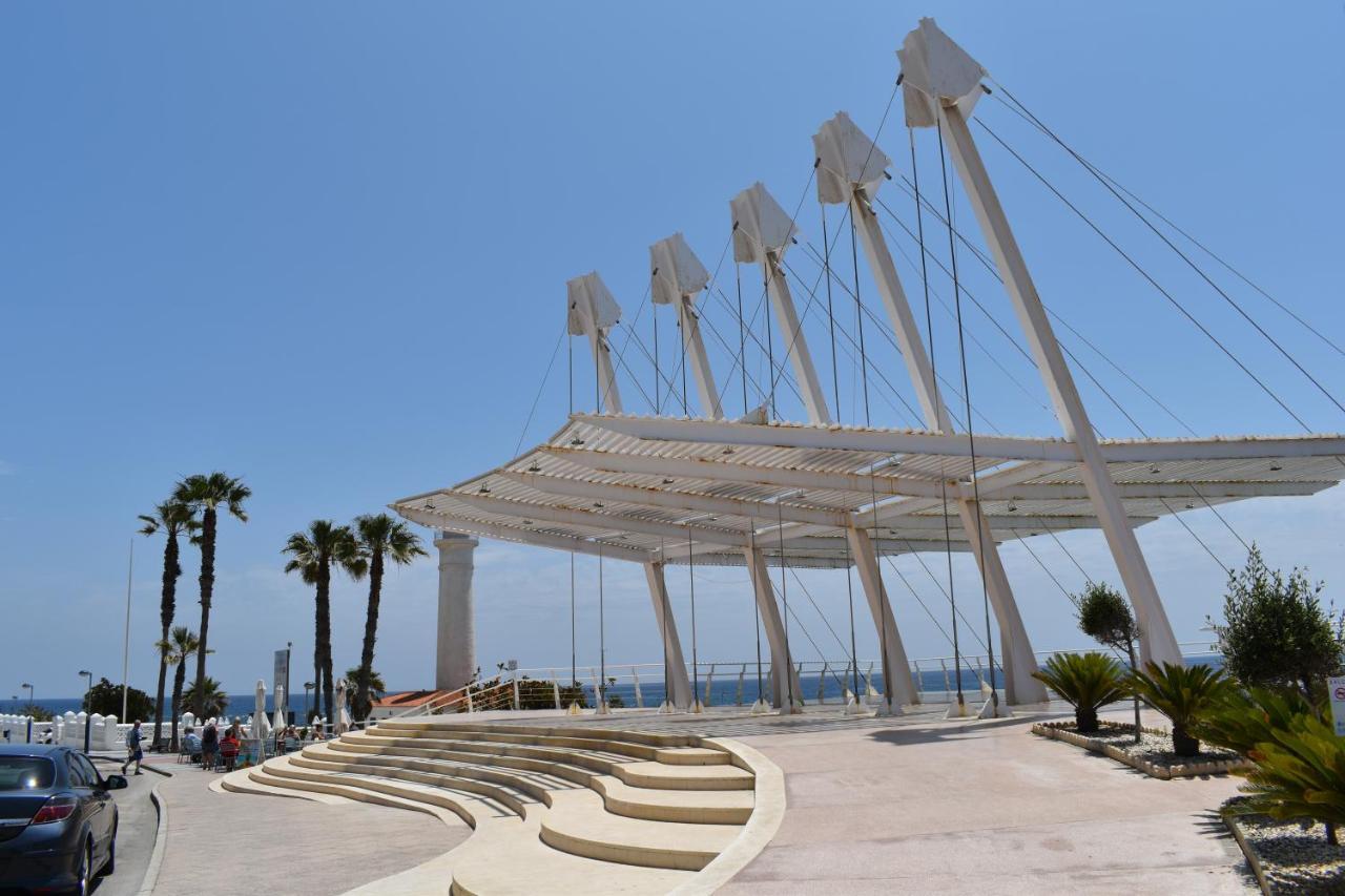 Apartamento Fantastic Studio - Beachfront Torrox Exterior foto