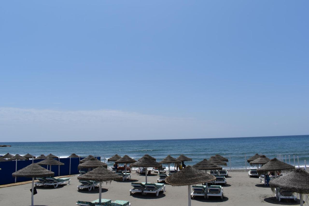 Apartamento Fantastic Studio - Beachfront Torrox Exterior foto