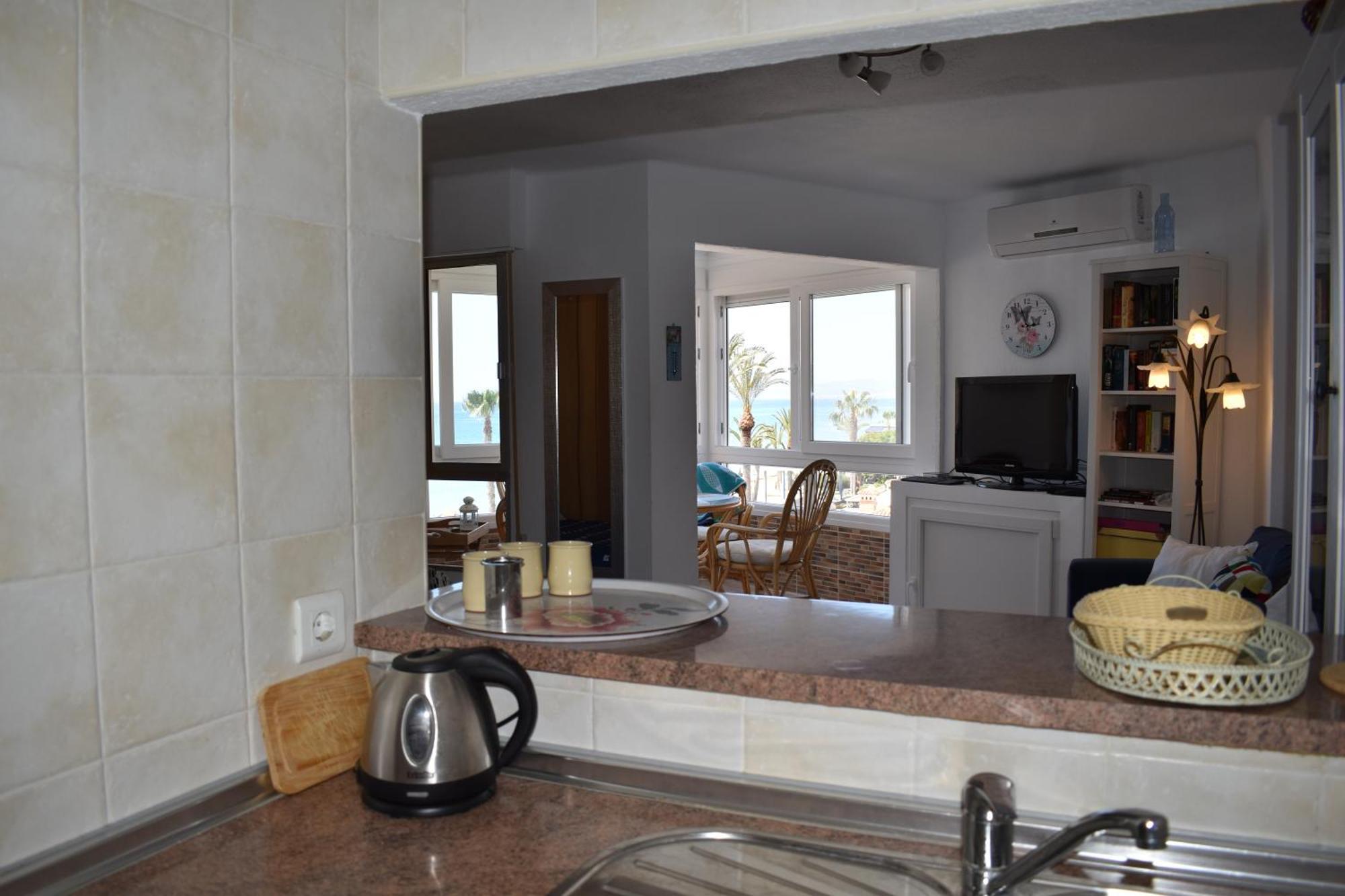 Apartamento Fantastic Studio - Beachfront Torrox Exterior foto